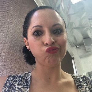 Meet your Posher, Janessia